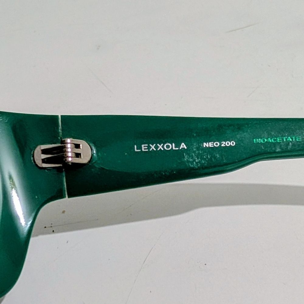 Limited Edition LEXXOLA unisex sunglasses in neo 200 Green/Multicolor Blue Lens - Picture 2 of 5
